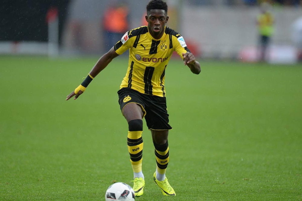 队在攻防两 队在攻防两