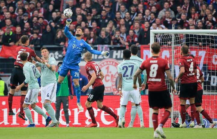 而类似冲突 而类似冲突