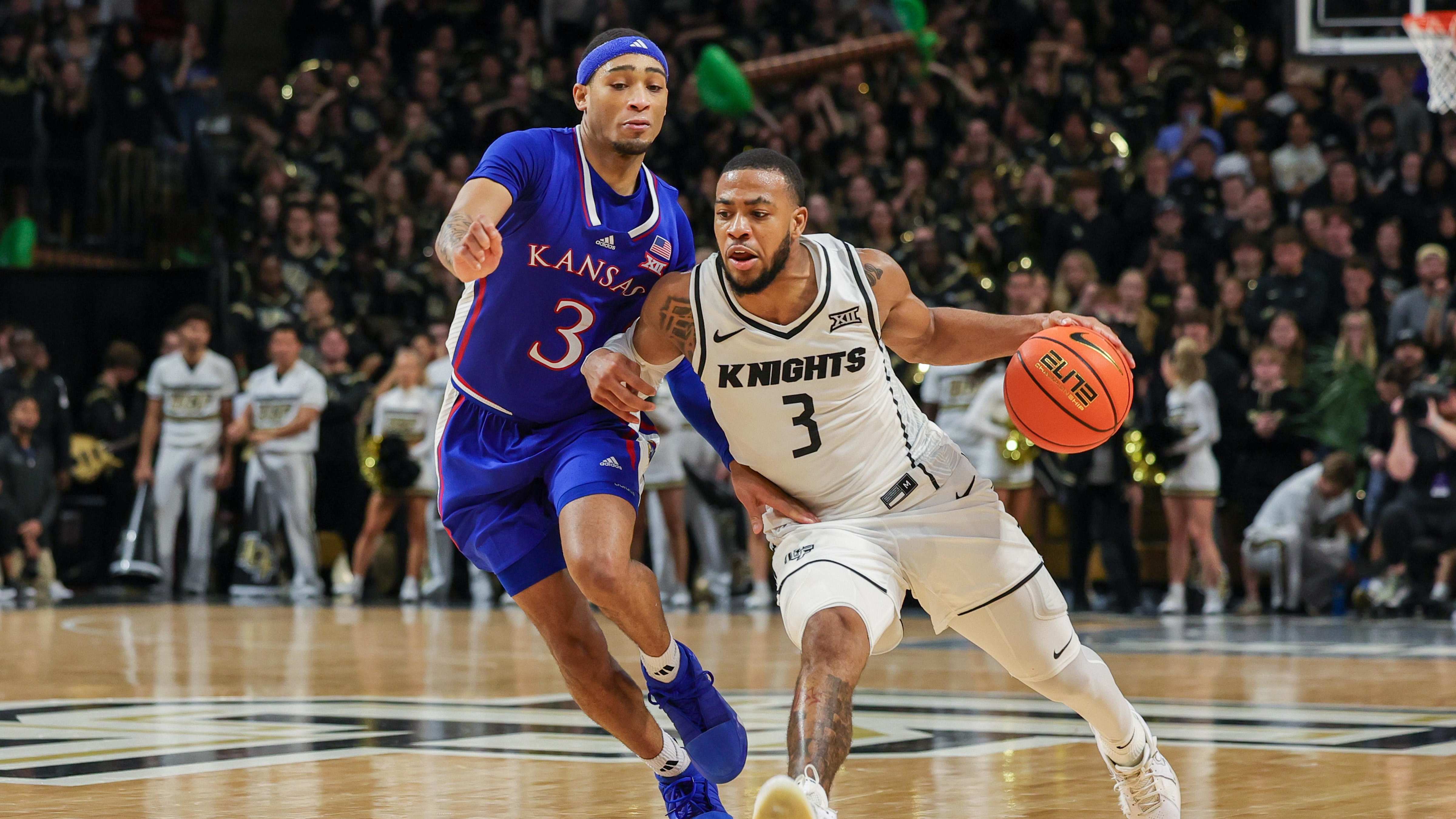 詹姆斯紧密 詹姆斯紧密