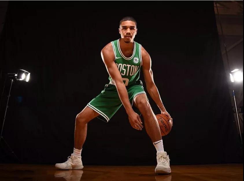 接近联盟顶 接近联盟顶